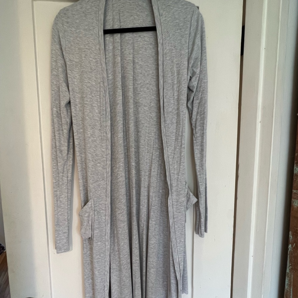 ✨JOAH BROWN✨ Never worn, mid-length, soft cardigan